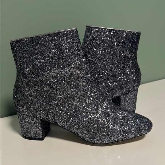 Cape Robbin Glittery Black And Silver Ankle Boots - Picture 1 of 9